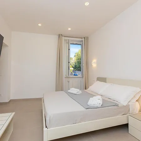 Apartment Colosseum Holidays - San Giovanni In Laterano *