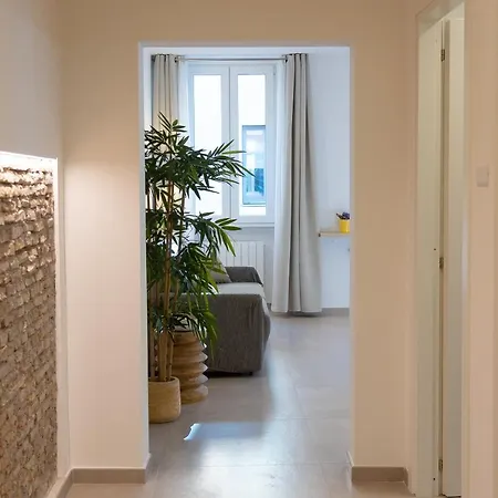 Colosseum Holidays - San Giovanni In Laterano Apartamento *