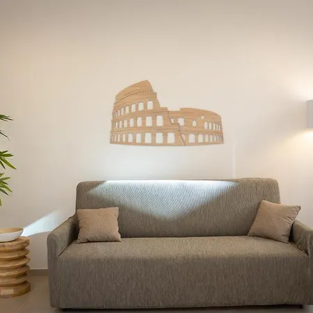 Colosseum Holidays - San Giovanni In Laterano Apartment