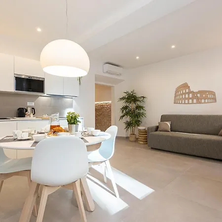 Colosseum Holidays - San Giovanni In Laterano Apartment *