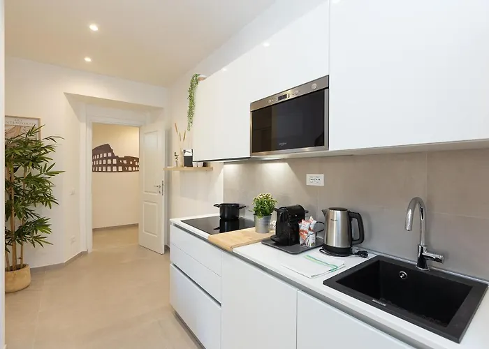 Colosseum Holidays - San Giovanni In Laterano Rom